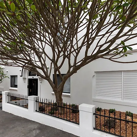 Hamilton Lodge Apartments By Urban Rest-3
